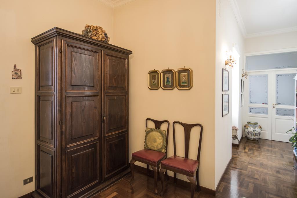 나폴리 Terrazza Duomo B&B 외부 사진
